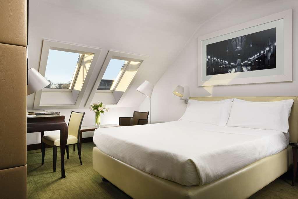 Una Hotels Cusani Milano Pokoj fotografie
